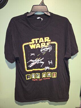 Star Wars T-Shirt Men’s Size Large Choose Your Player Tee